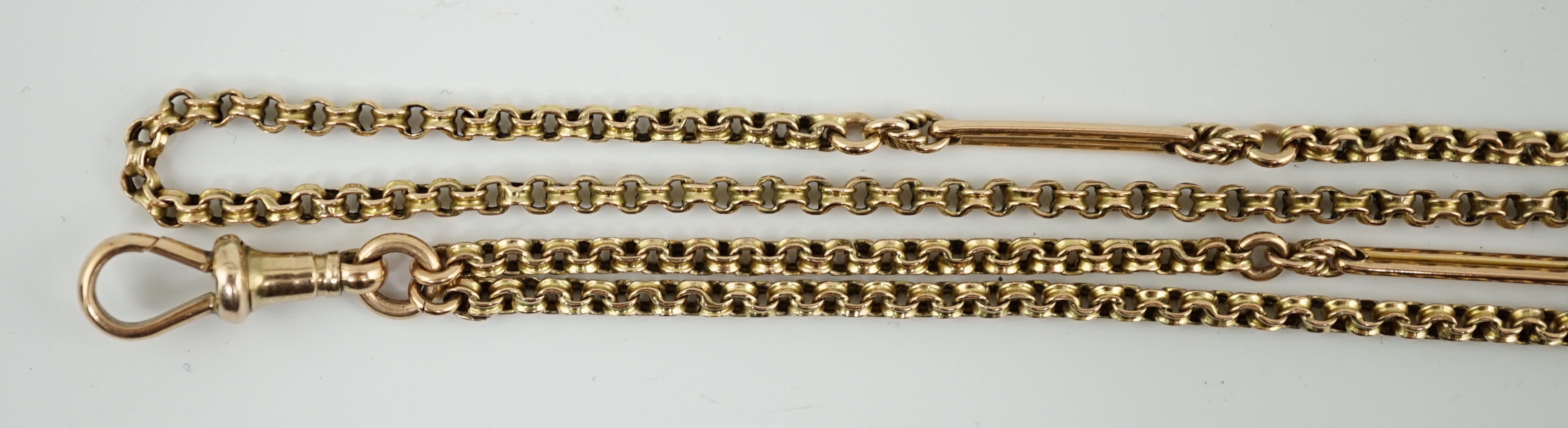 A 9ct gold guard chain